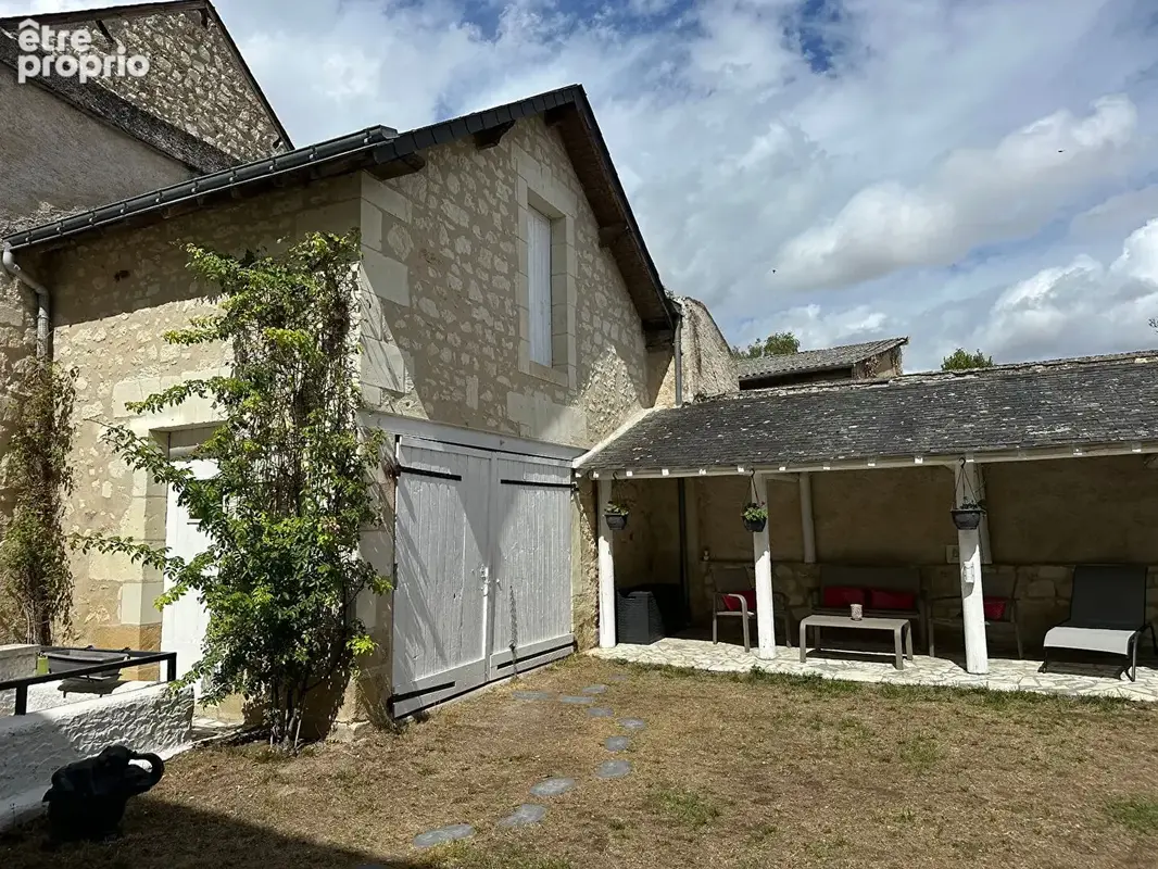Maison de maître de charme entièrement rénovée de 166 m² à Saint-Épain - photo 10