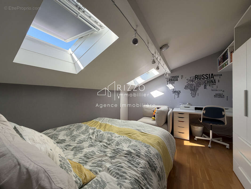 Duplex 93m2 avec vue dégagée, 2 terrasses et double garage - photo 10
