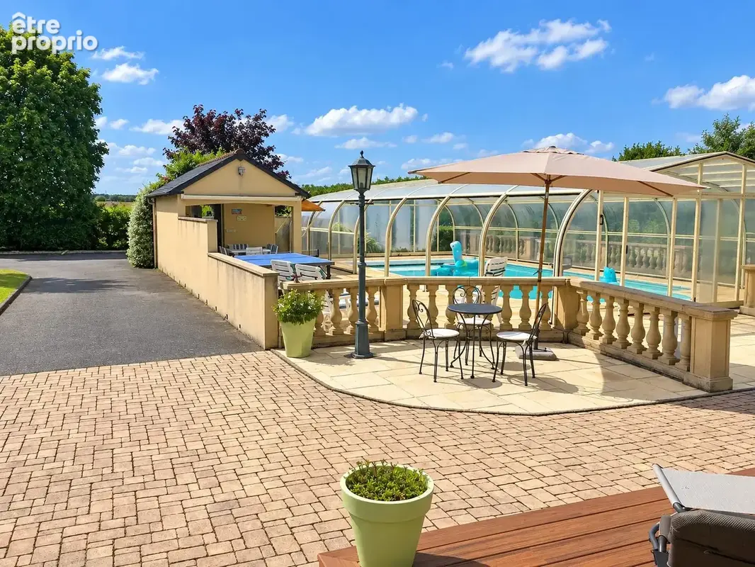 Maison 18 pièces 358 m² à vendre à Roz-Landrieux (35120) - photo 3