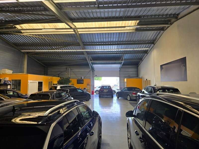 Commerce à NOTRE-DAME-D&#039;OE