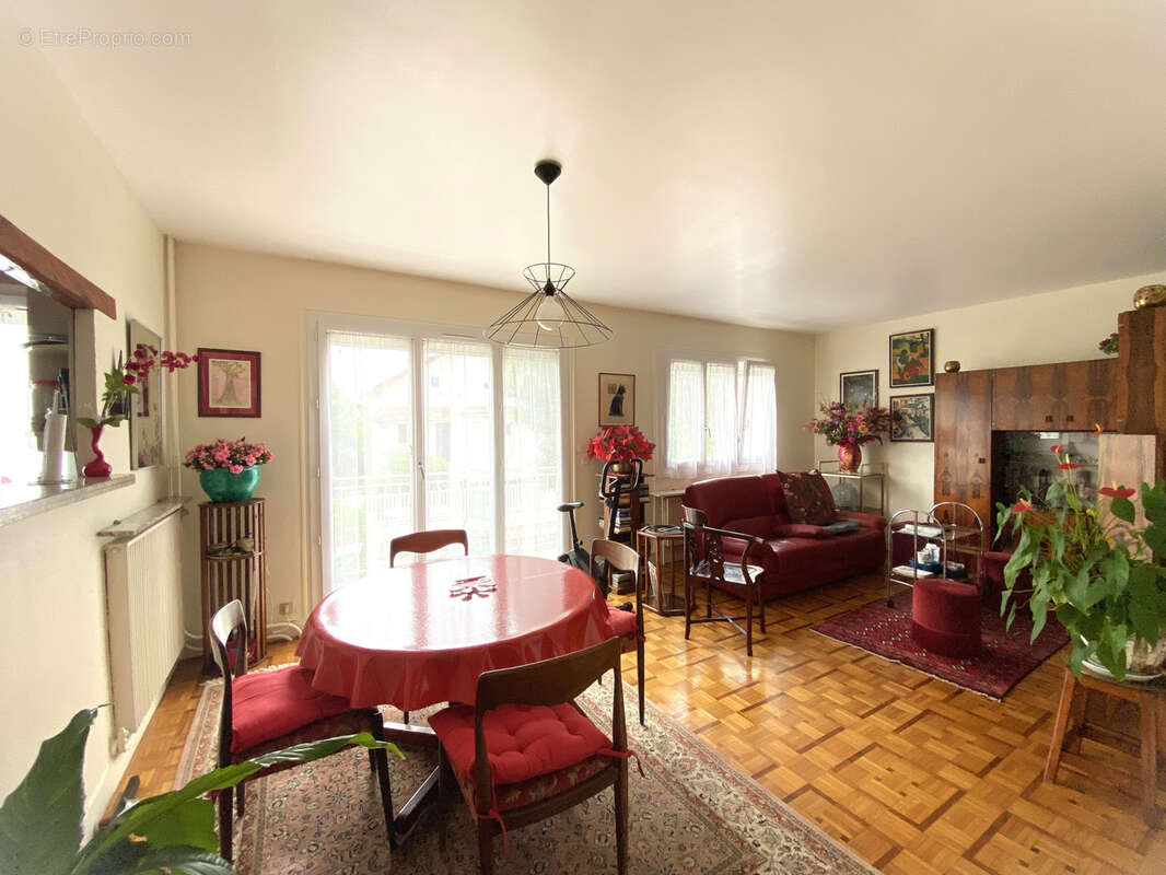 Maison à ORMESSON-SUR-MARNE