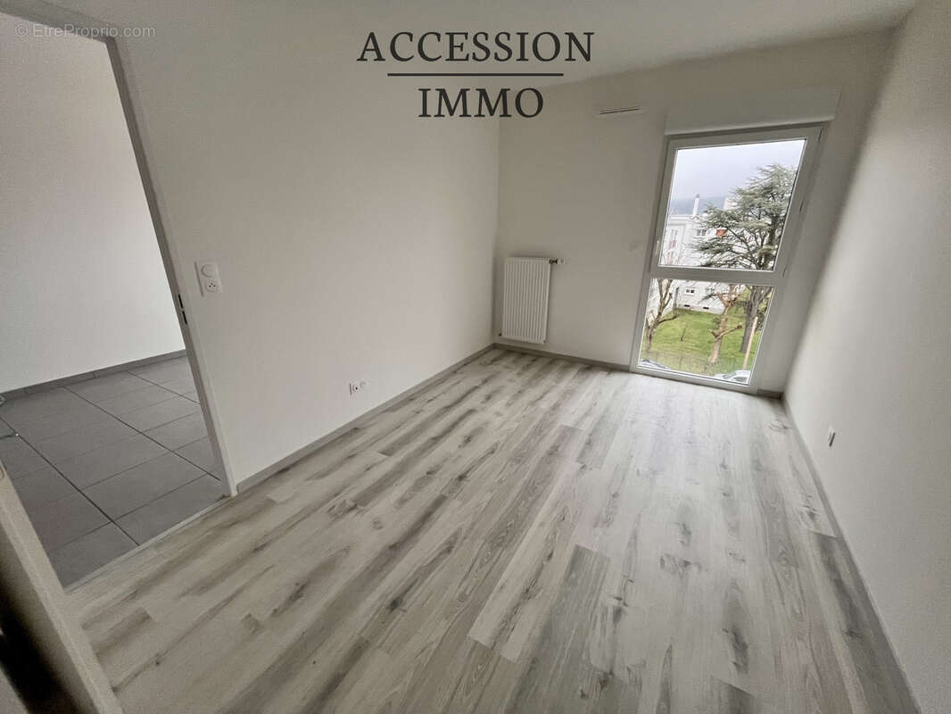 Appartement à CHENOVE