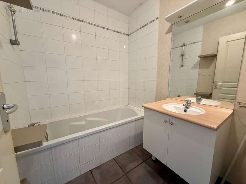 Appartement à PELLOUAILLES-LES-VIGNES