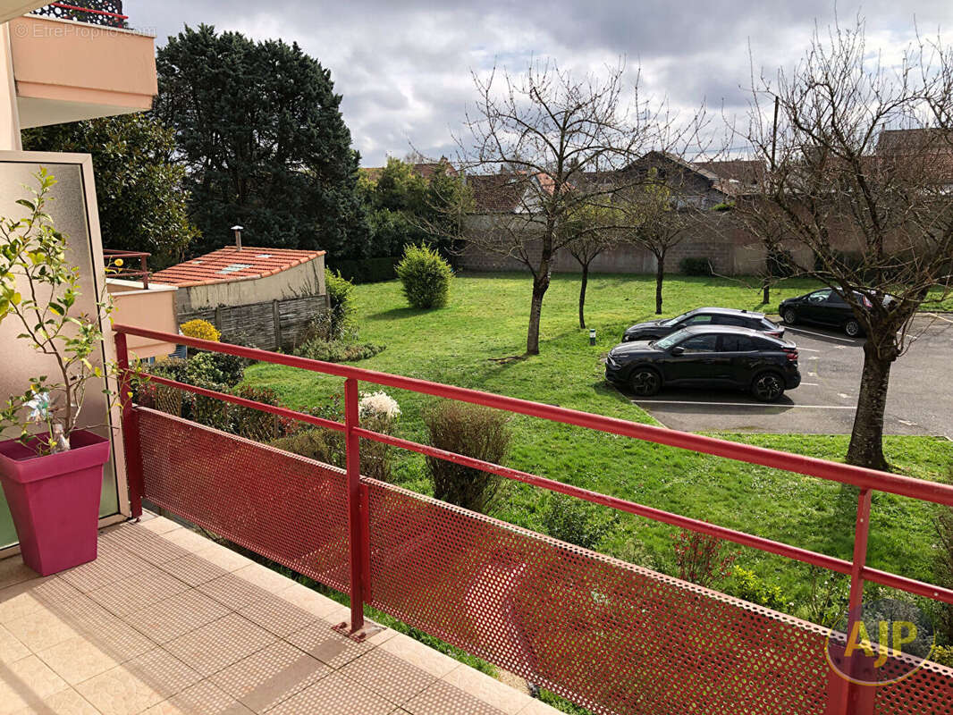 Appartement à SAINT-SEBASTIEN-SUR-LOIRE