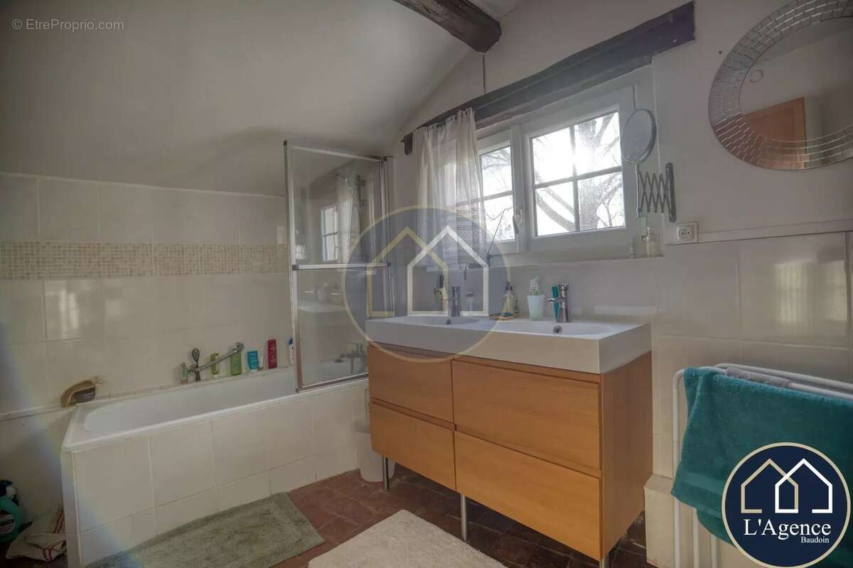 Maison à NOGENT-LE-ROI