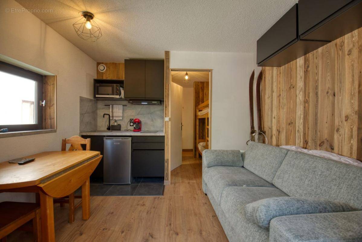 Appartement à MORILLON