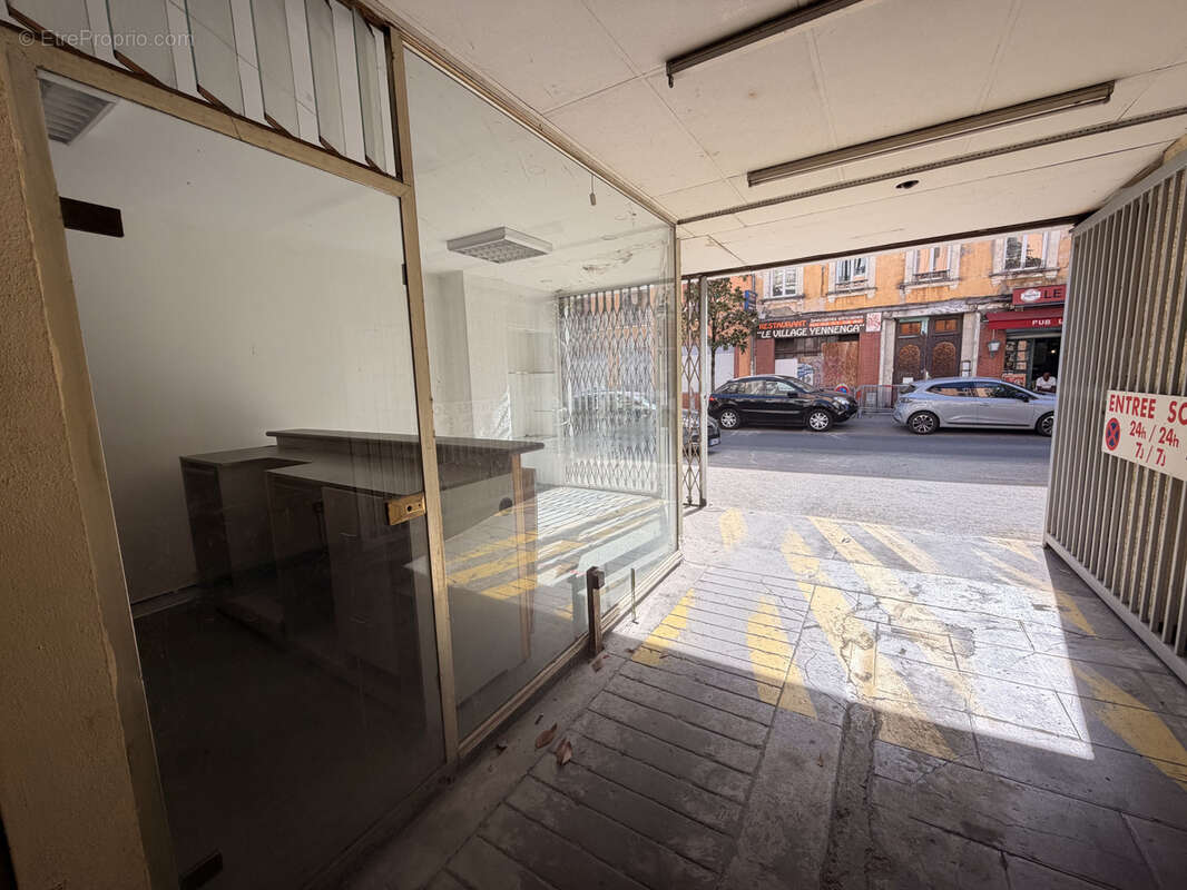 Vente plusieurs lots dans un immeuble - photo 16