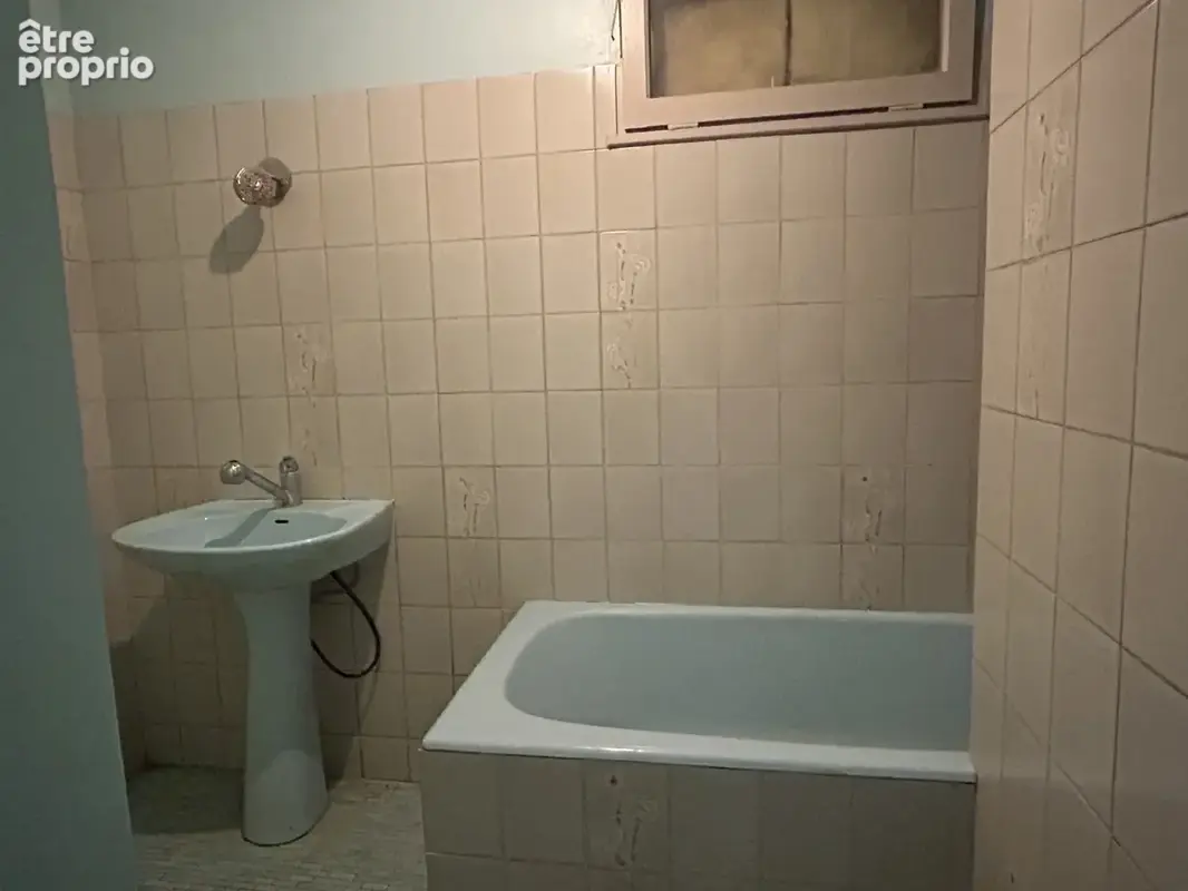 A VENDRE - Maison 3 pièces avec jardin et dépendances à Cuzion - photo 8
