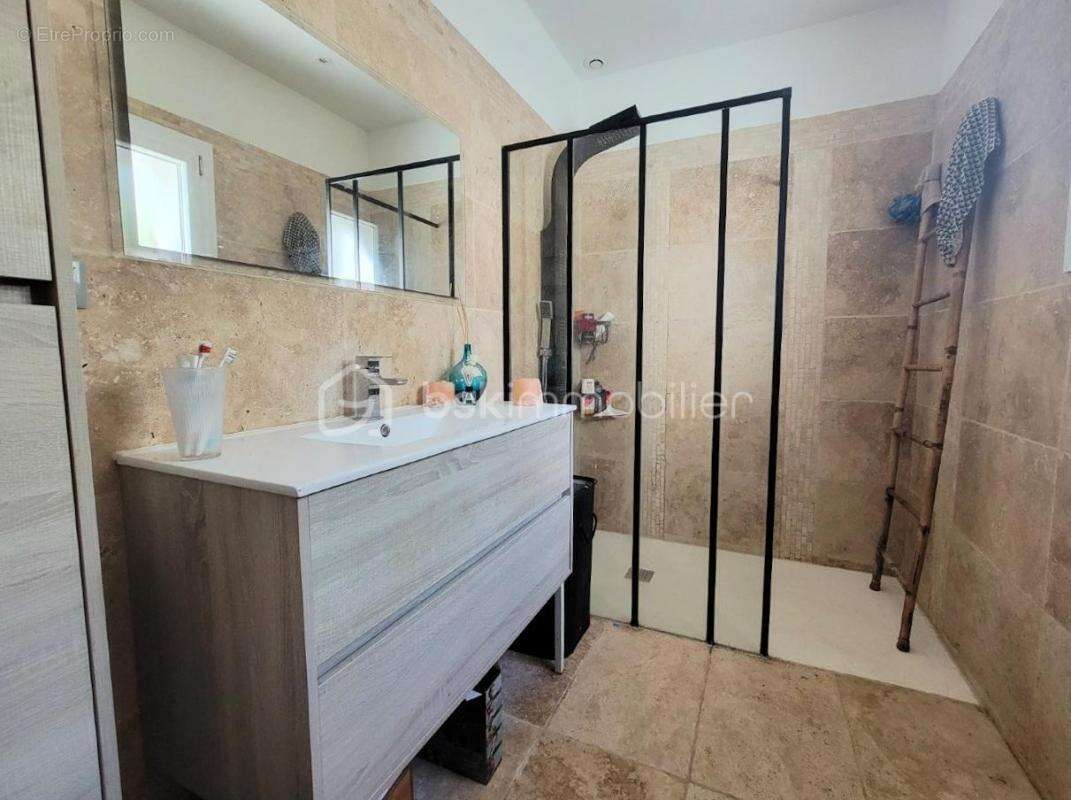 Maison à SIX-FOURS-LES-PLAGES