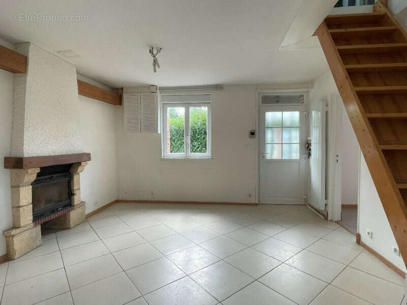 Maison à vendre en village secteur La Bazoche Gouet - photo 2