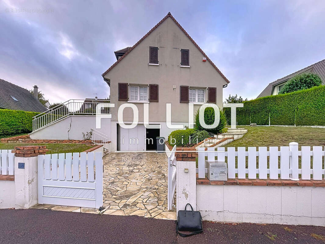 Maison à BRETTEVILLE-SUR-ODON