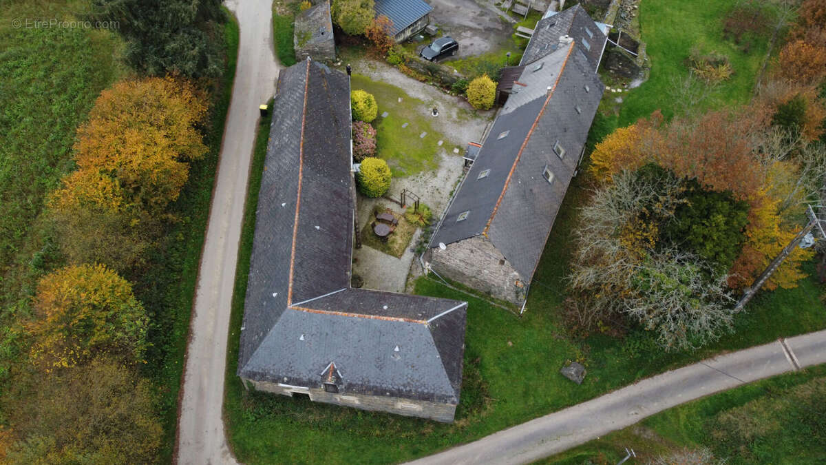 Maison à CAUREL