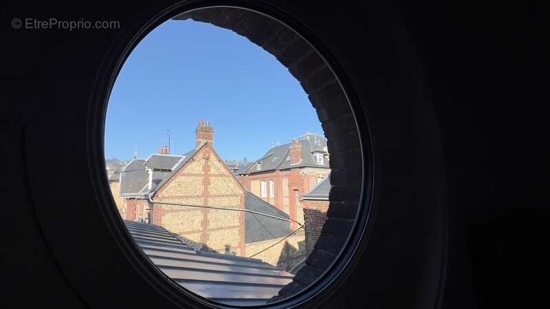 Maison à MONT-SAINT-AIGNAN