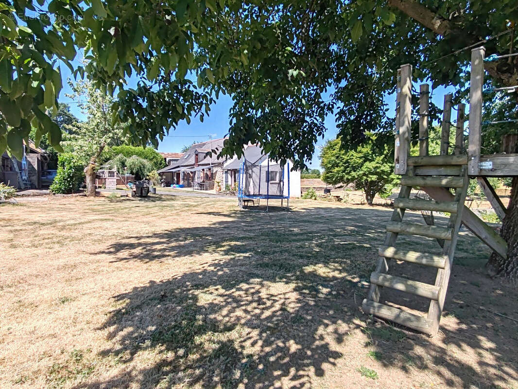 Maison à RETIERS