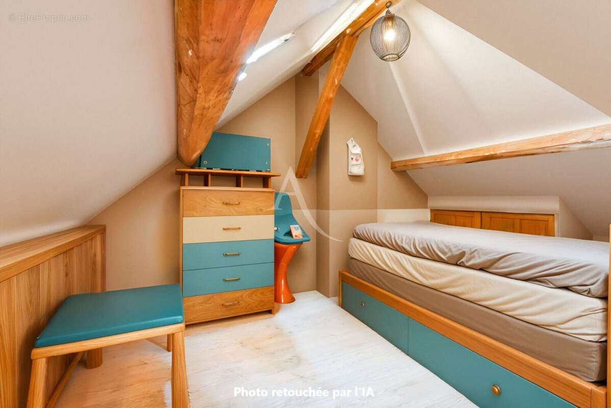 Maison à VERNEUIL-L&#039;ETANG