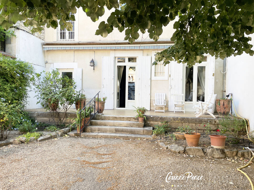 Maison à NIMES