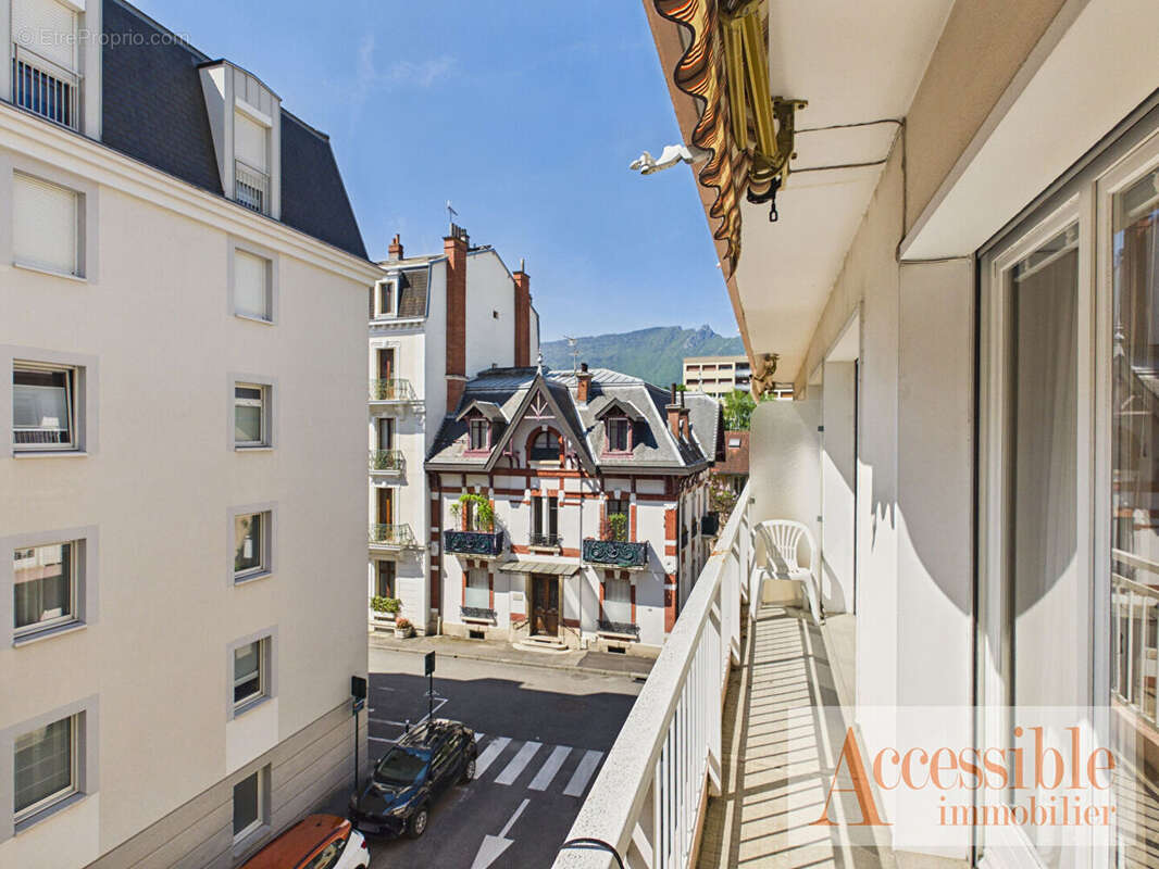 Appartement à AIX-LES-BAINS