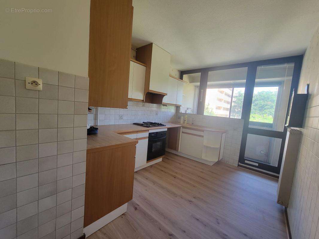 Opportunité à saisir - Vaste T4/5 avec balcon - photo 6