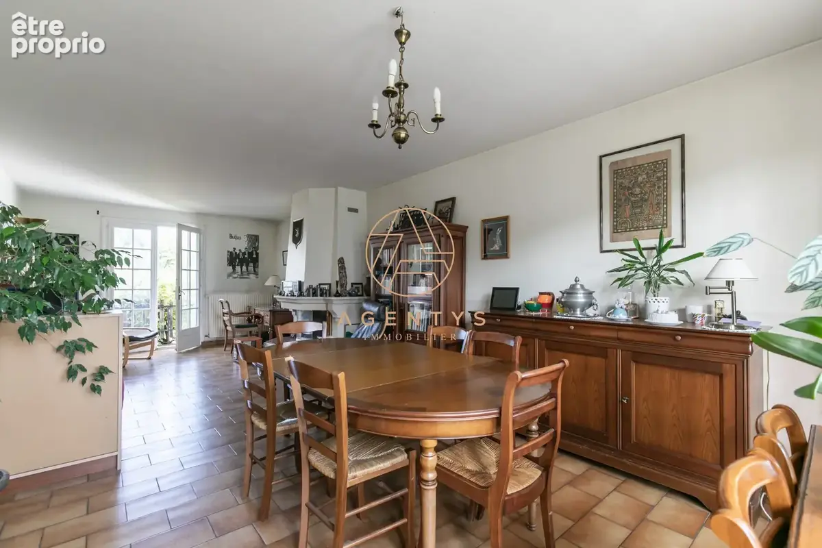 Maison 5 pièces 128 m² à vendre à Ormesson-Sur-Marne (94490) - photo 3