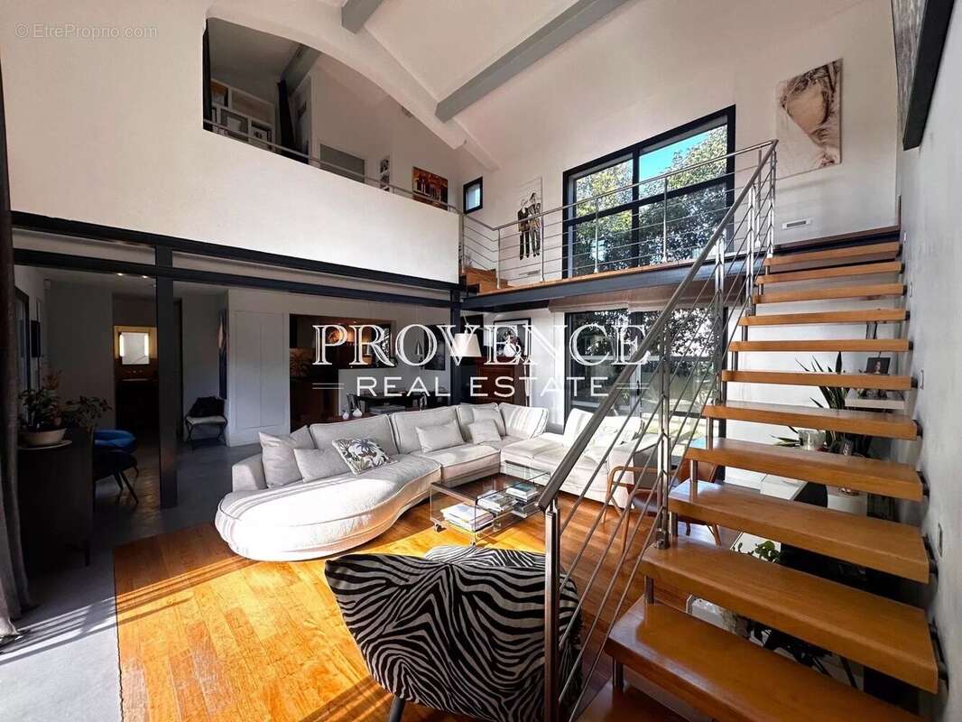 Maison à MARSEILLE-9E