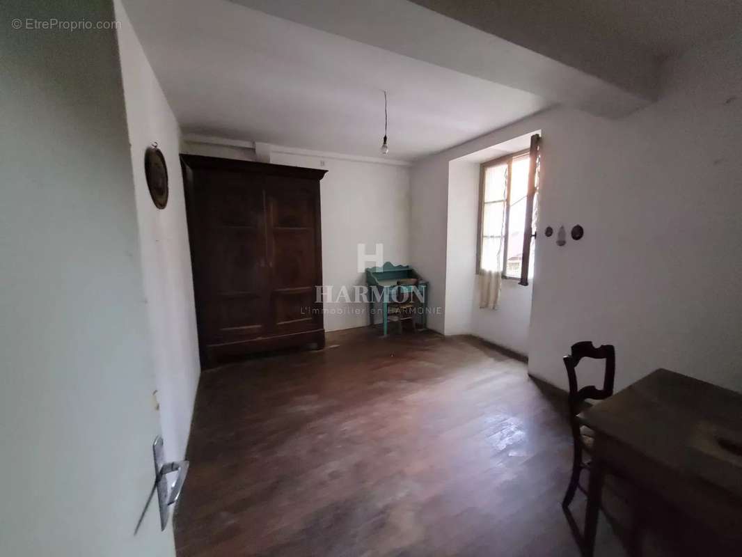 Maison à LEES-ATHAS