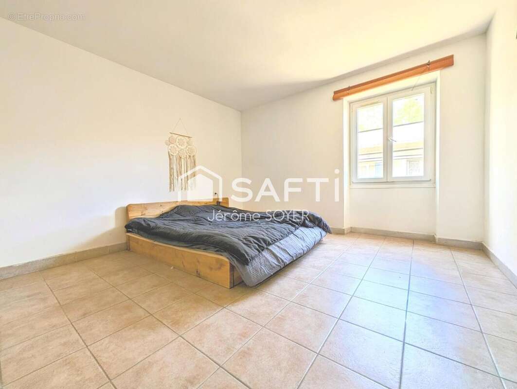 Photo 8 - Maison à VENEJAN