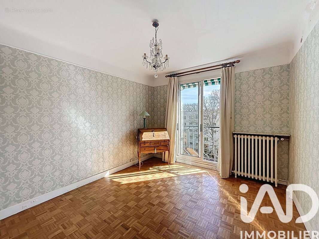 Photo 6 - Appartement à VILLE-D'AVRAY