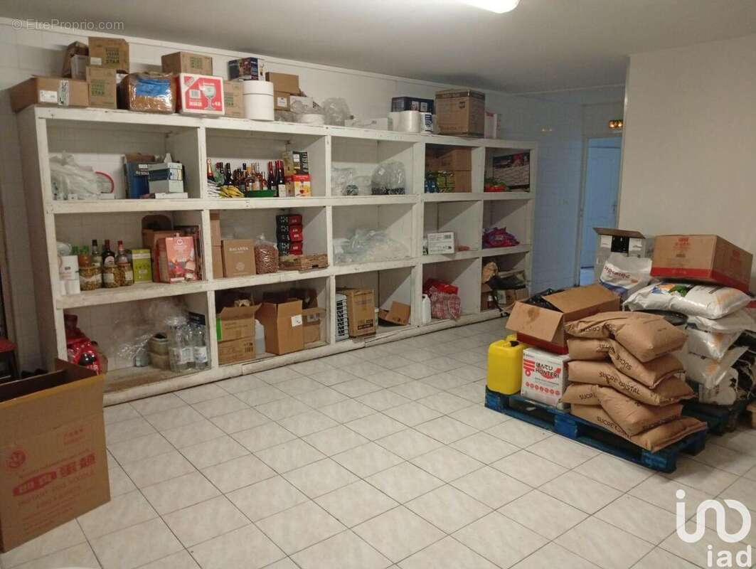 Photo 2 - Commerce à VERNOUILLET
