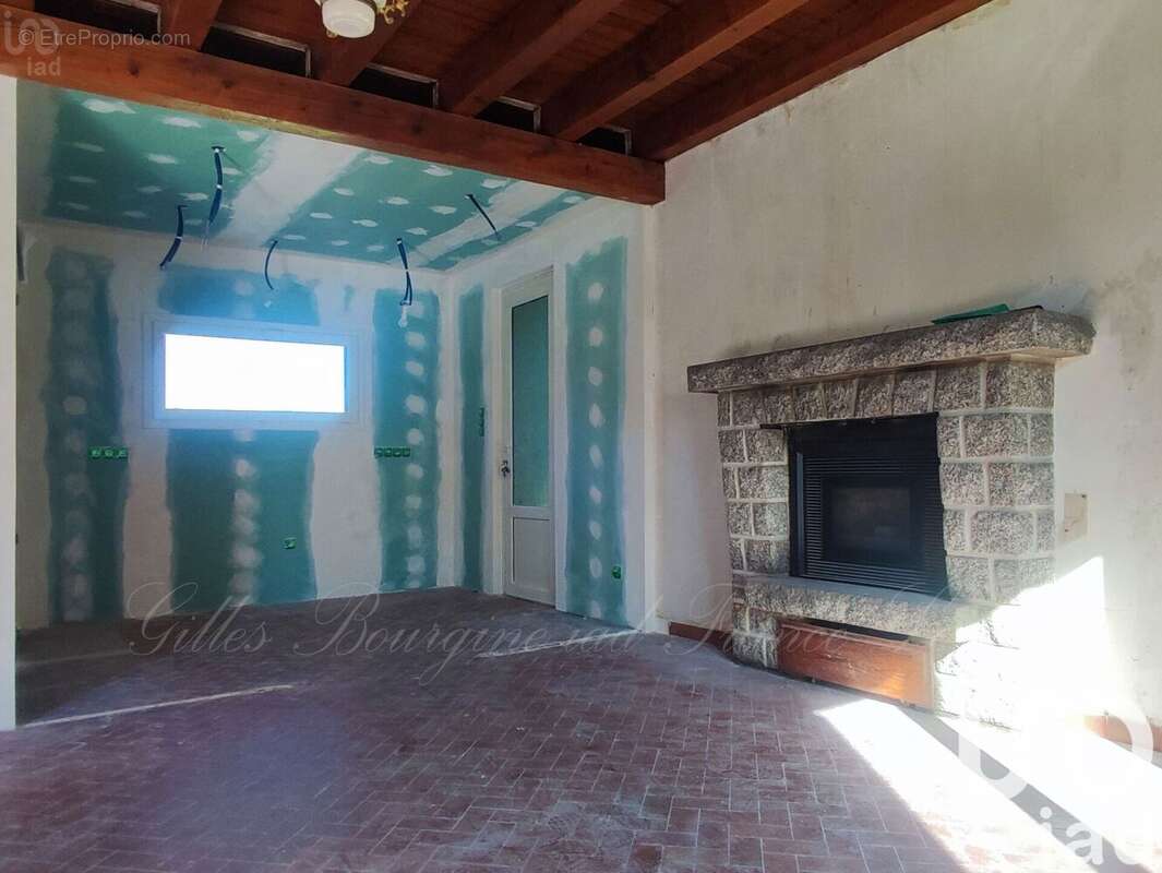Photo 9 - Maison à AUMONT-AUBRAC