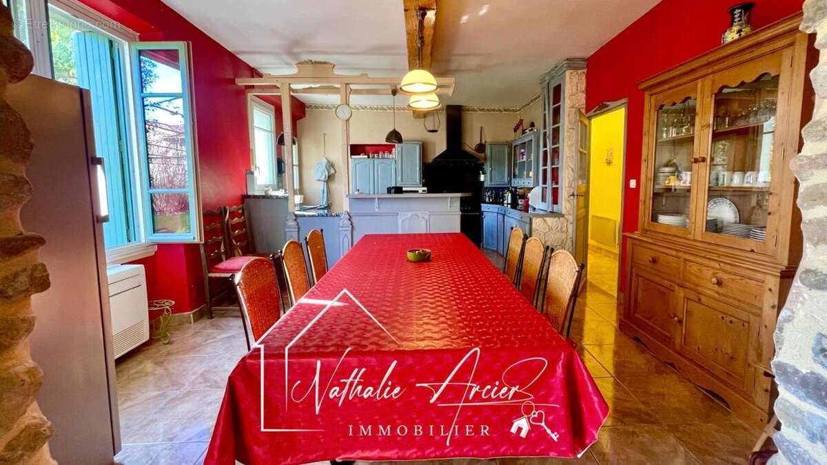 Maison à SAINT-HILAIRE