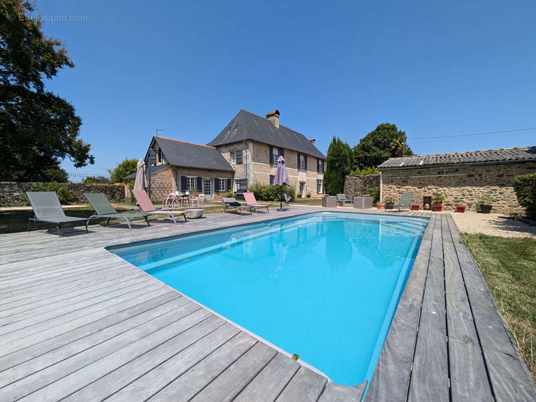 Maison à SOUMOULOU