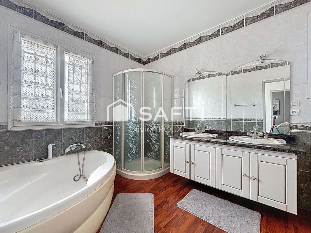 Photo 8 - Maison à EYSINES