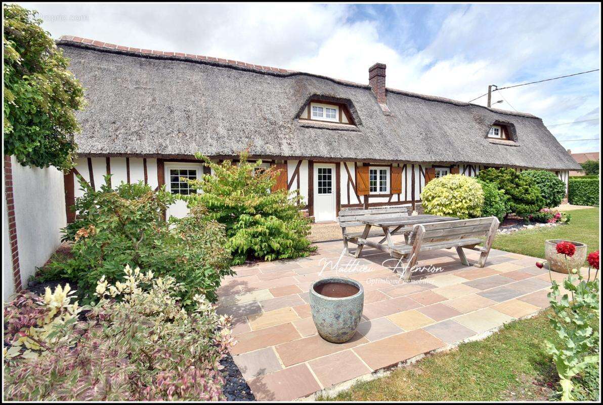 Maison de caractère chargée d'histoire, garage, DPE C ! - photo 21