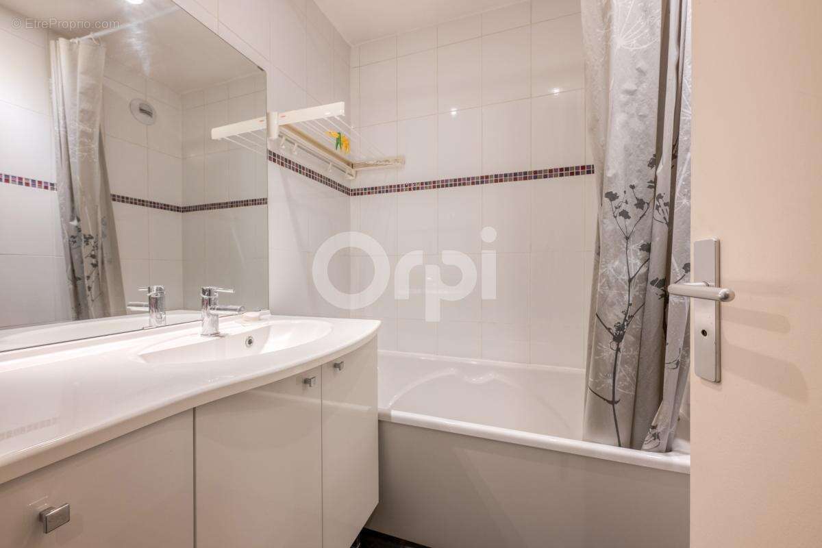 Appartement à BUSSY-SAINT-GEORGES