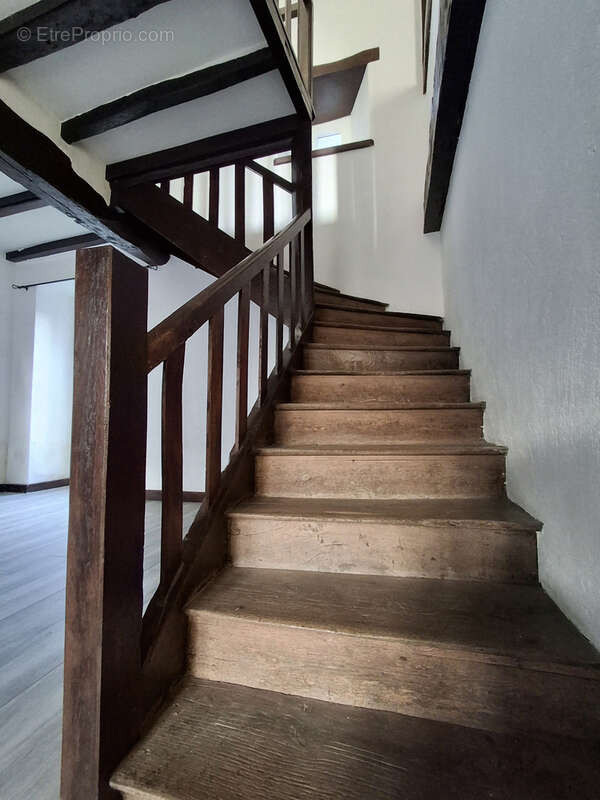 Maison à SAINT-VINCENT-STERLANGES