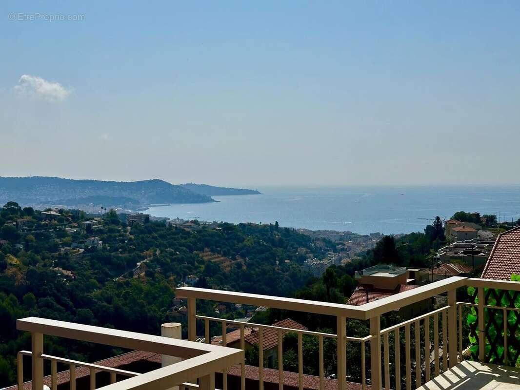L'archet - dernier etage -terrasses + solarium - vue mer - garages - photo 12