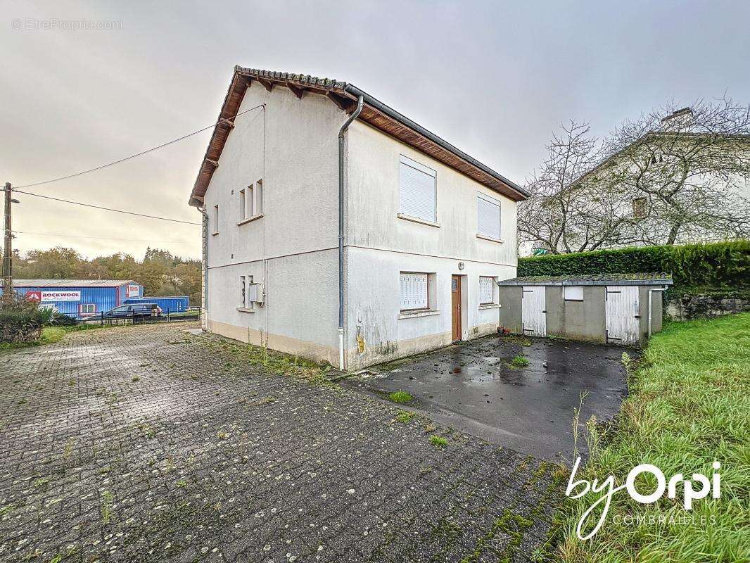 Maison à SAINT-ELOY-LES-MINES