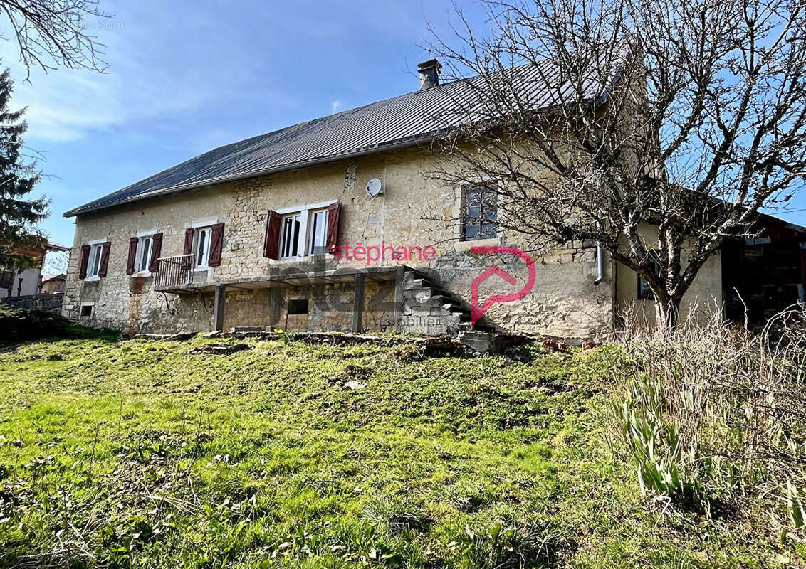 Maison à FONCINE-LE-HAUT