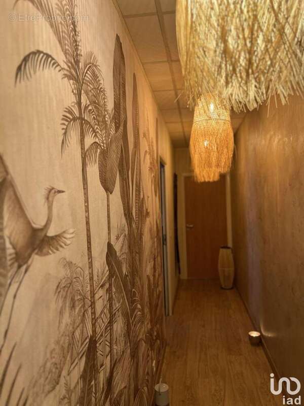 Photo 9 - Commerce à FREJUS