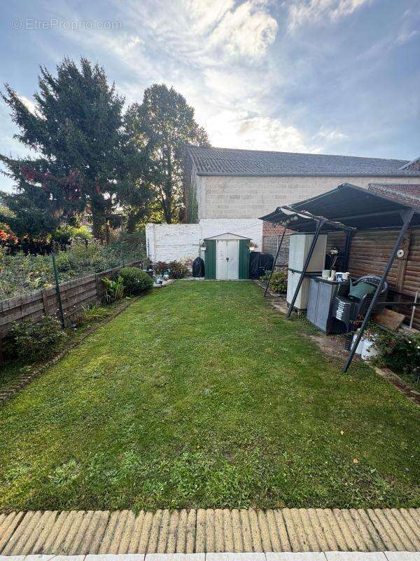 Maison à SAINT-JUST-EN-CHAUSSEE