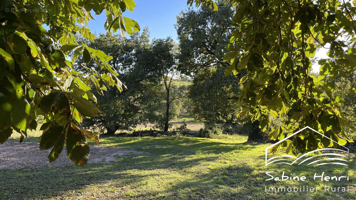 Maison à MIRANDOL-BOURGNOUNAC