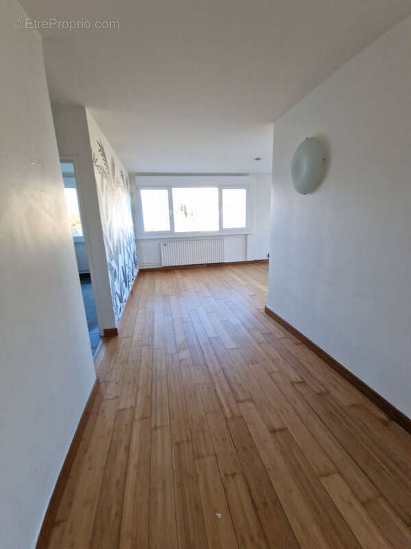 Appartement à FERNEY-VOLTAIRE