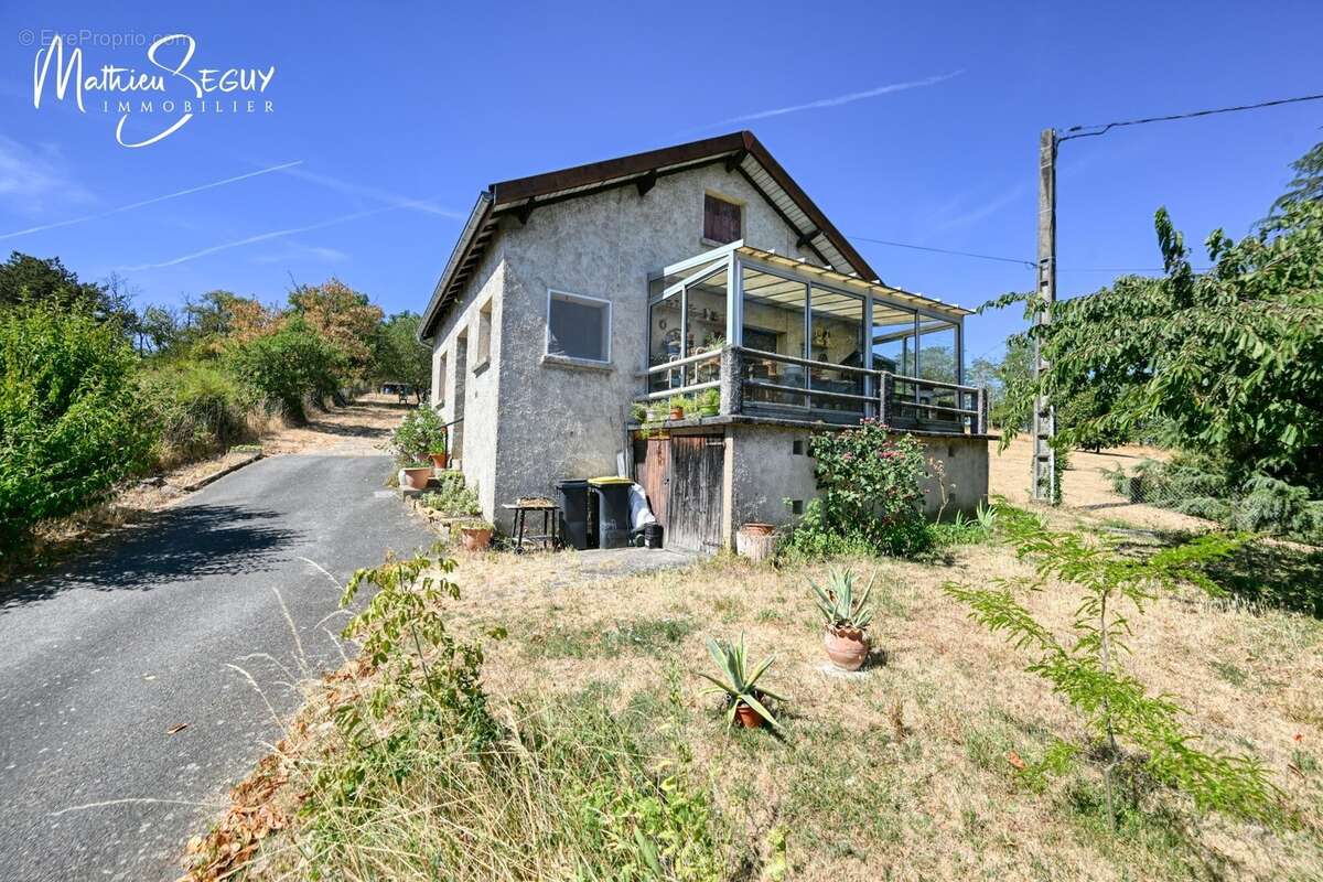 LENTILLY - Petite maison sur grand terrain avec vue - photo 27