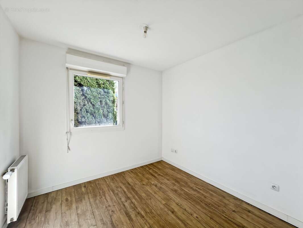 Appartement à FROUZINS