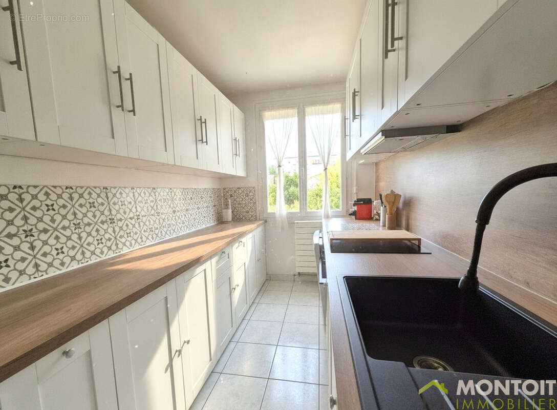 Appartement à THIAIS