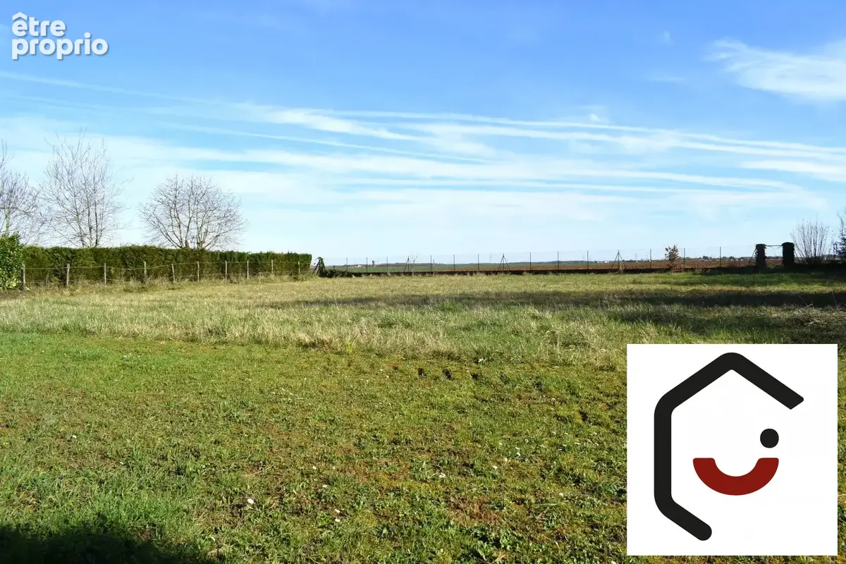 Photo Terrain à Remauville au prix de 70 000€