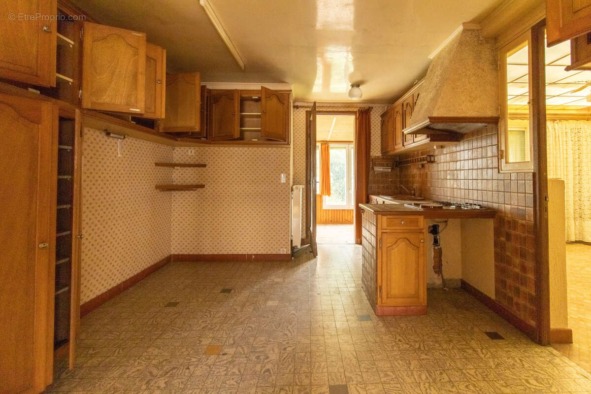 Maison à MACHAULT