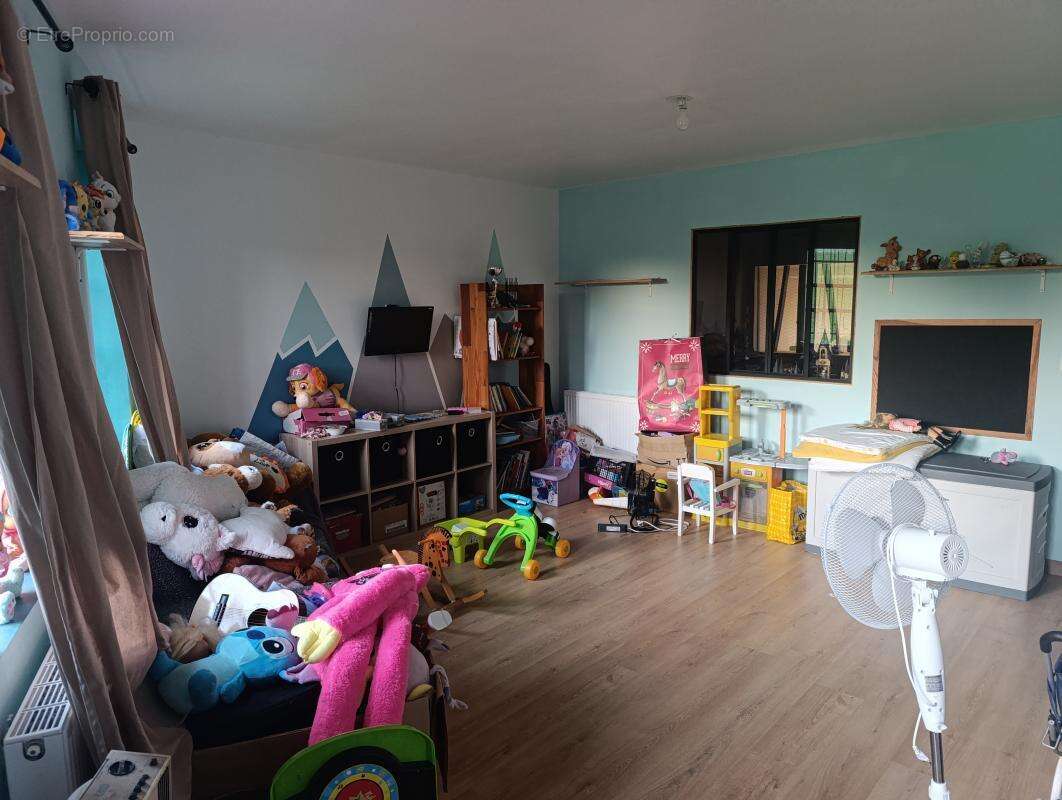 Maison 233 m² à Liercourt  - photo 10