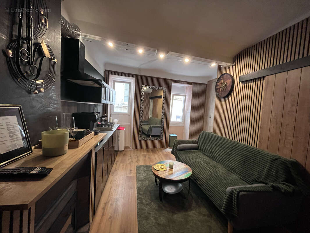 Appartement à HYERES