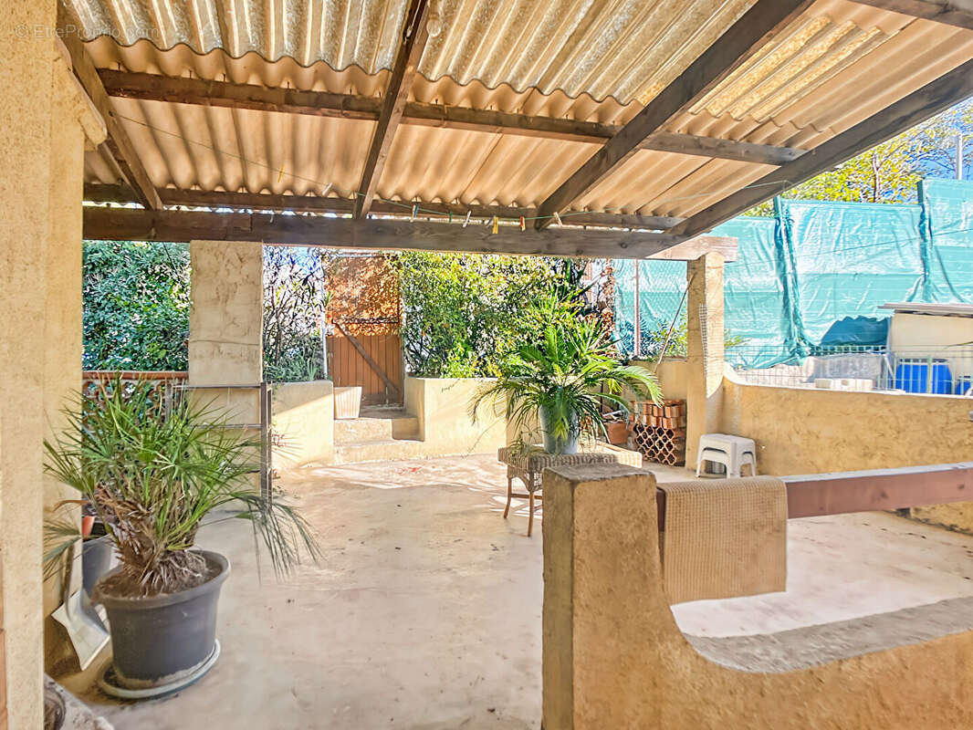 Maison à MARSEILLE-10E